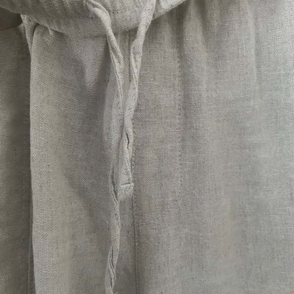 Old Navy Linen Ankle Pants - Picture 2 of 3